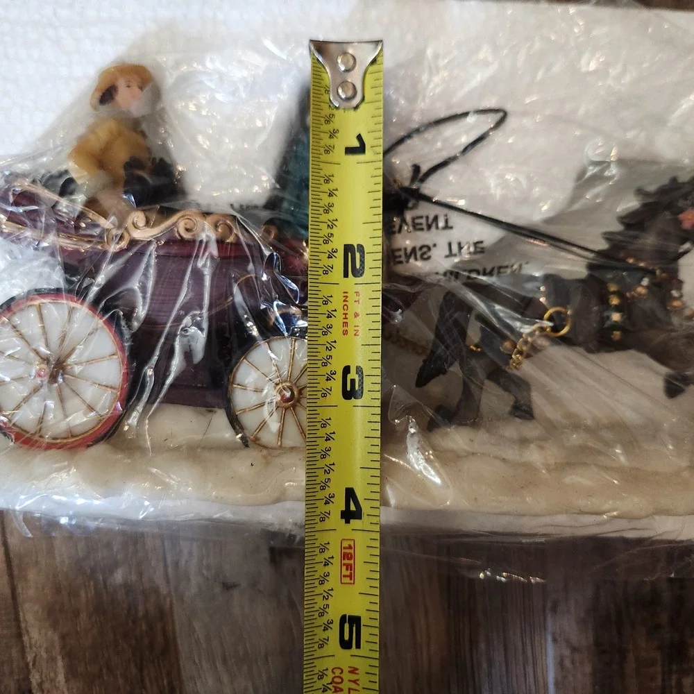 Holiday‎ Time Horse and Carriage Christmas Village Accessory Victorian Figurine